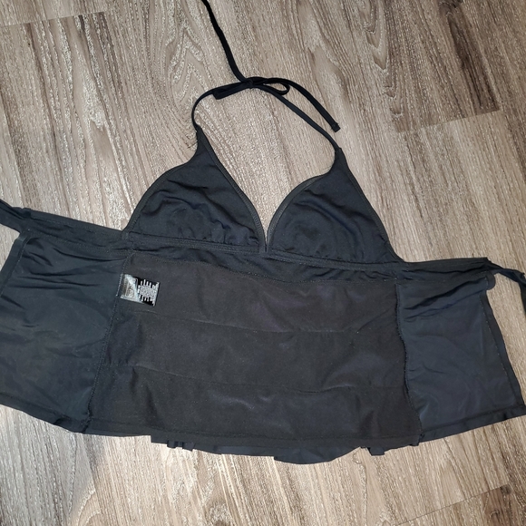 Catalina black tankini top with ruffle size 8- 10 - Picture 7 of 7